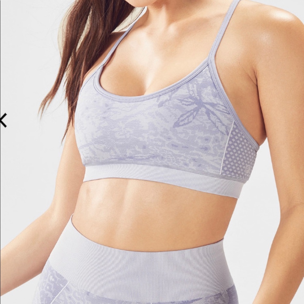 Fabletics Seamless Sports Bra